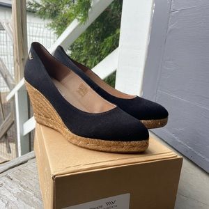 Roses Suede Wedges - Black - Viscata Barcelona
